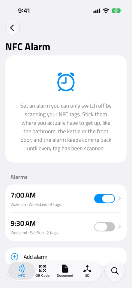 NFC Alarm in NFC.cool Tools with two alarms: 7:00 AM Wake up on weekdays with 3 tags, switched on, and 9:30 AM Weekend with 2 tags, switched off